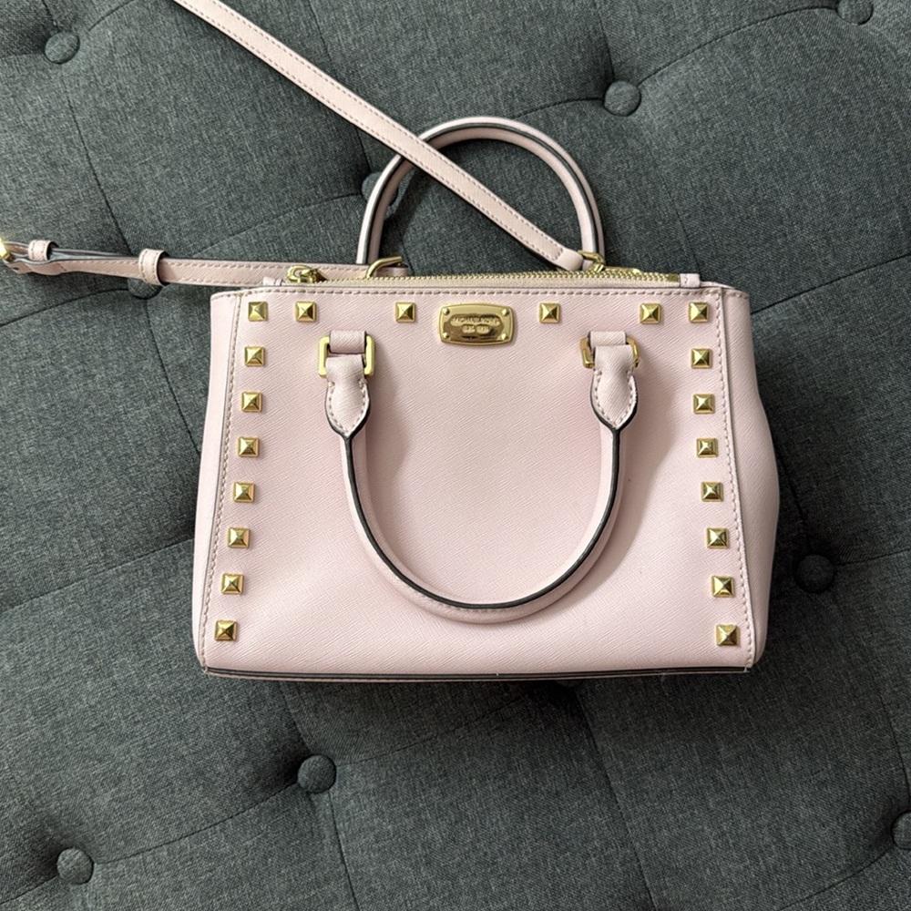 Michael Kors - Picture 3 of 5